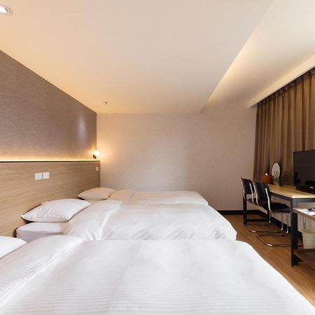 New World Hotel Тайбей Екстер'єр фото